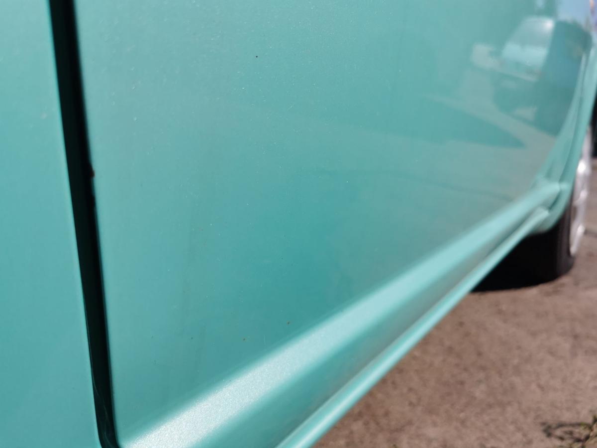 Toyota Yaris P10 Fahrertür Tür Autotür vorn rechts 3T 764 Light Aqua Japan DELLE