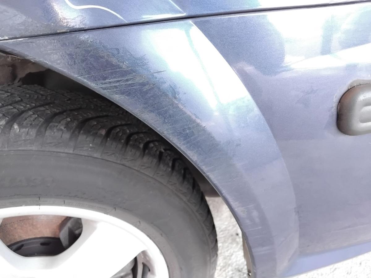 Kia Carens II original Stossf&auml;nger Sto&szlig;stange vorn 1C Imperial Blue BJ2002