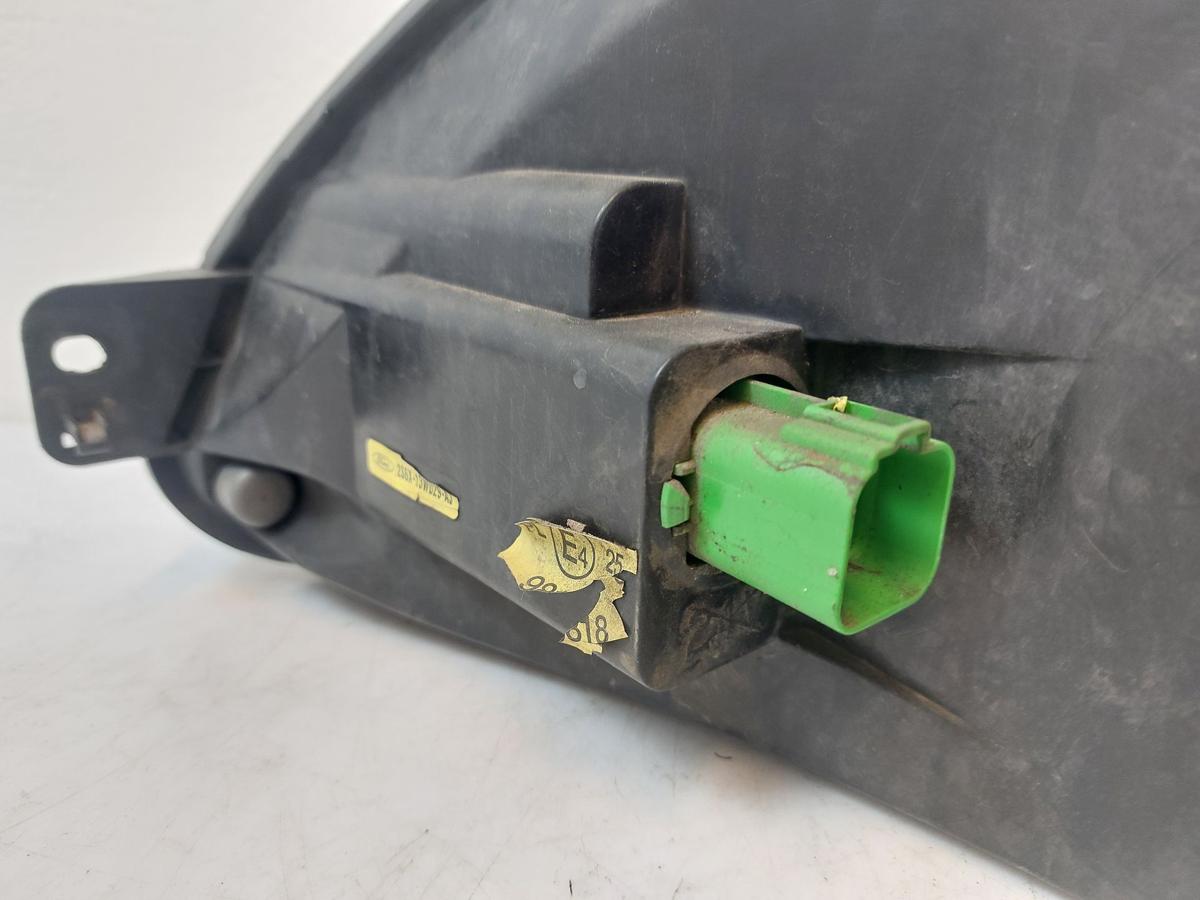 Ford Fiesta JD3 bis 2005 Scheinwerfer rechts Frontscheinwerfer Halogen Lampe