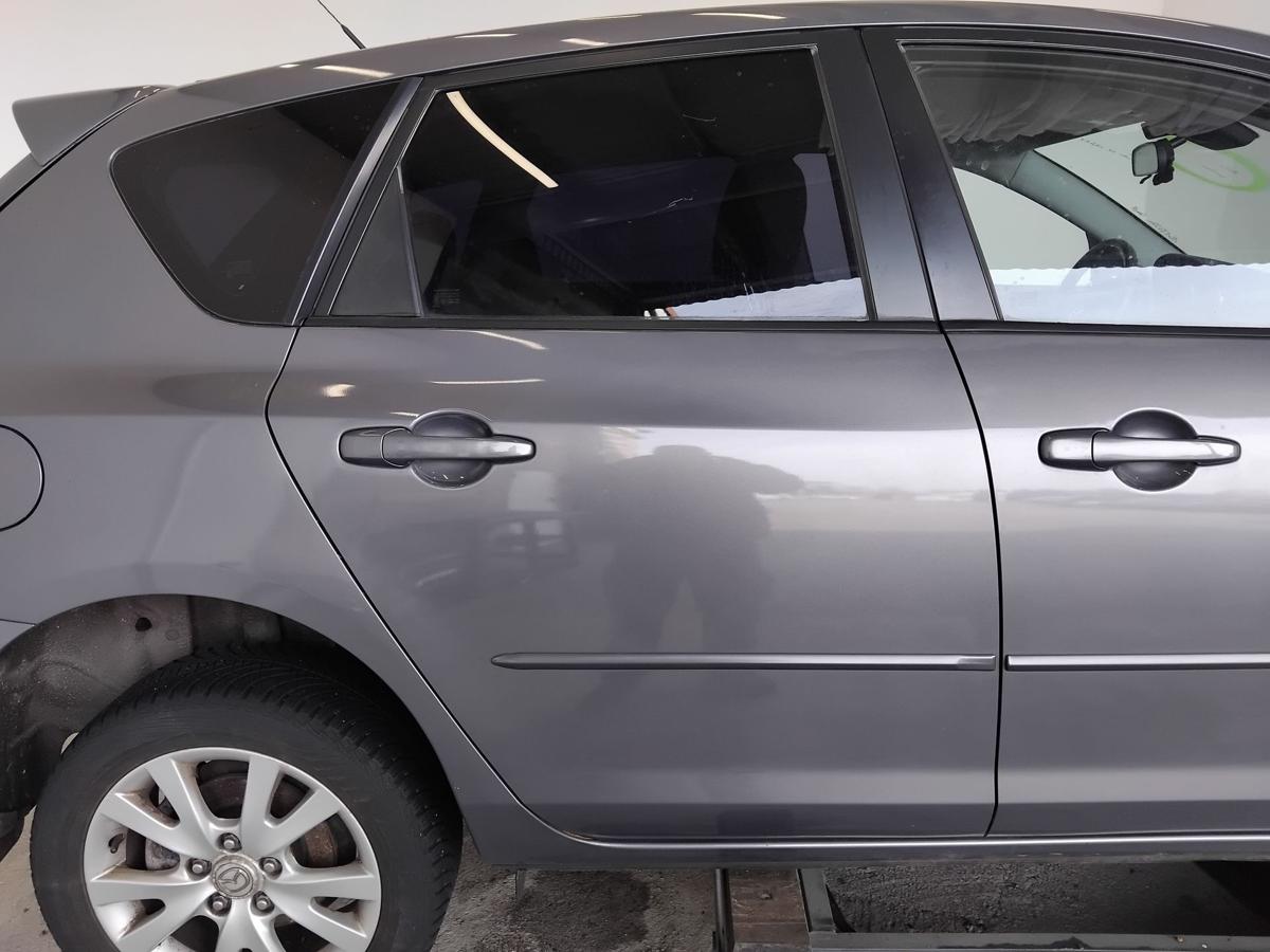 Mazda 3 BK T&uuml;r hinten rechts graumetallic 5-t&uuml;rig Flie&szlig;heck BJ2008
