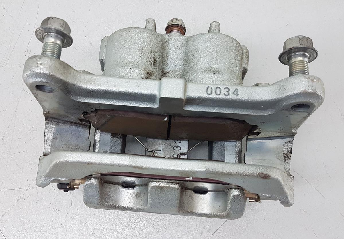 Mitsubishi Eclipse Cross Bremssattel vorn rechts Bj2023 2,4 72kw 4WD Allrad