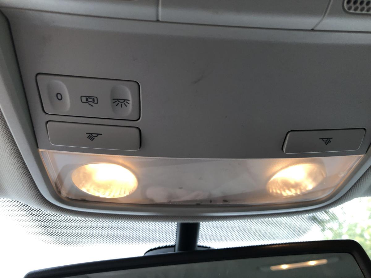 VW Golf 5 1K Innenleuchte Leseleuchte Dachleuchte vorn, ohne Ambiente