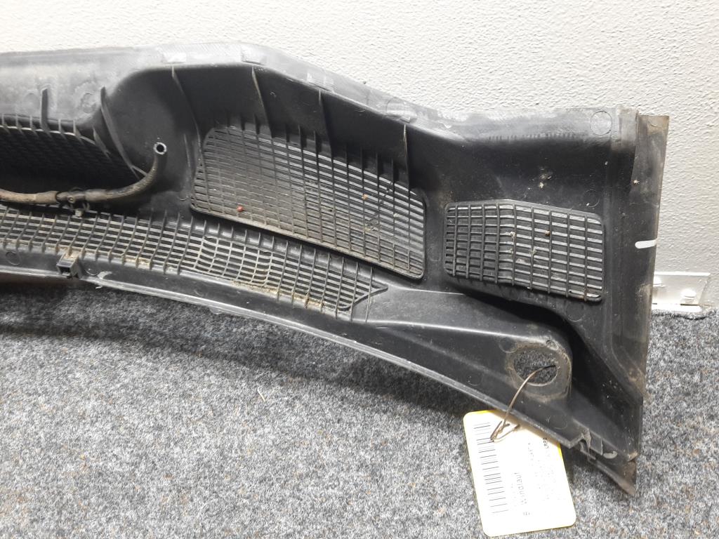 Opel Astra (G) BJ 2003 Abdeckung Wasserkasten Windlauf 90520680