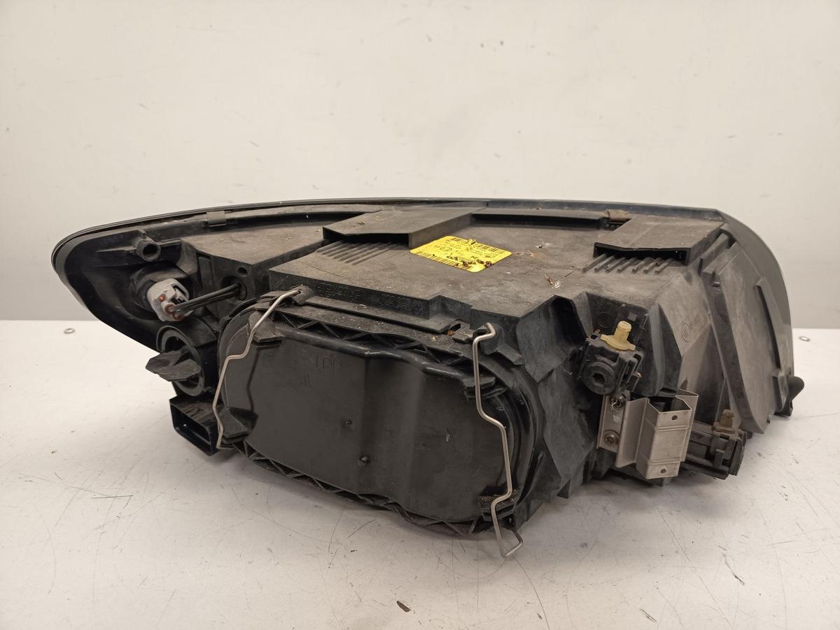 Volvo V50 original Scheinwerfer links Halogen vor Facelift Bj 2007