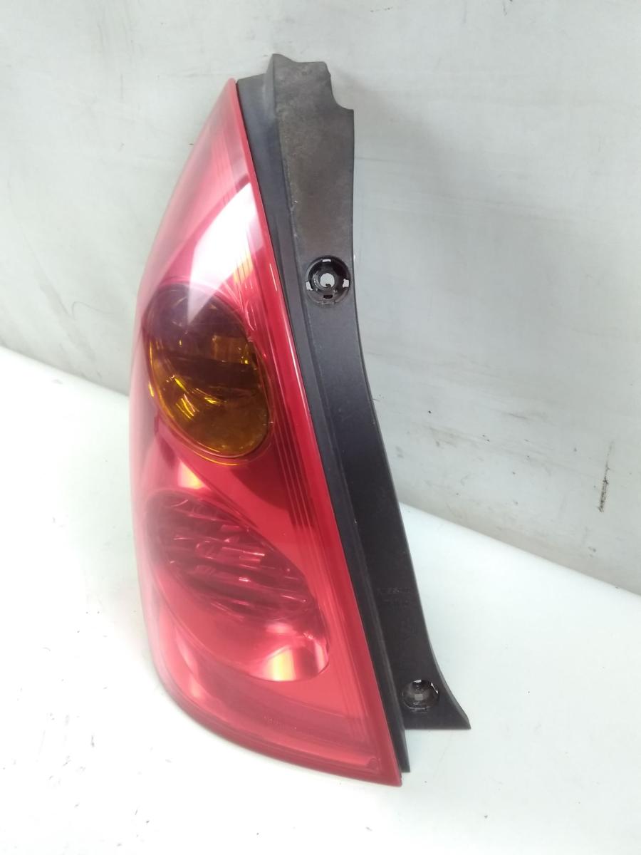 Nissan Primera P12 Kombi original Rückleuchte Heckleuchte links Bj.2002