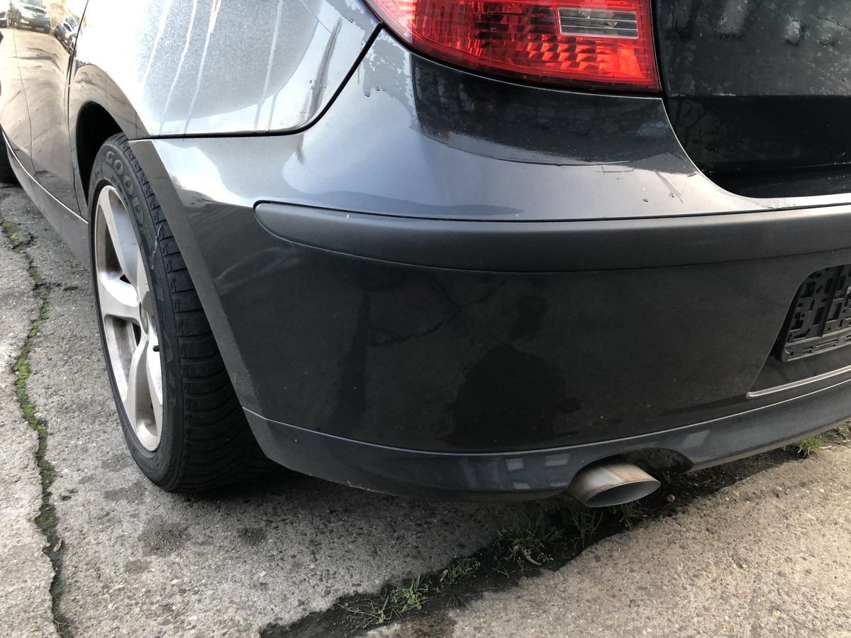 BMW 1er E87 LCI ab07 Stossf&auml;nger hinten 475 Black Stossstange Bumper ohne PDC