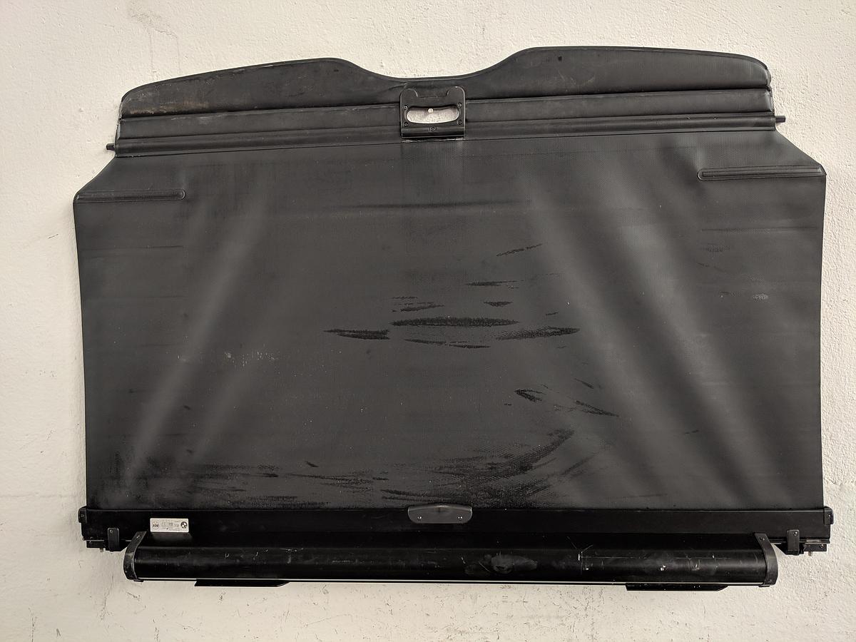 BMW E39 Touring 97-00 original Laderaumrollo schwarz 8236357