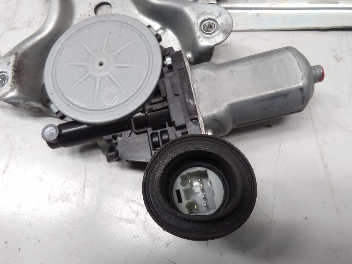 Toyota Rav4 Serie 3 original Fensterheber hinten rechts elektrisch Bj.2010