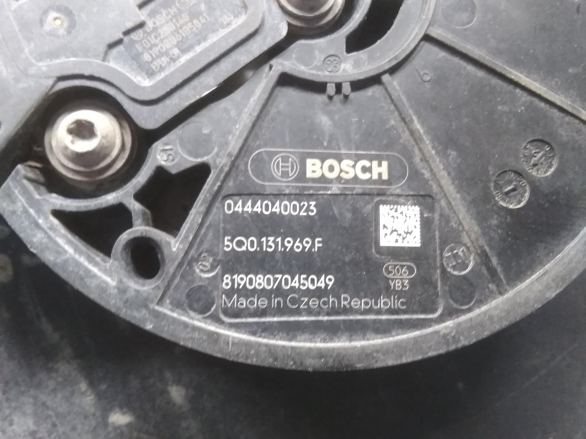 Skoda Superb Kombi 3V Adblue-Tank Reduktionsmittelbehälter 2.0TDI Bj.2019