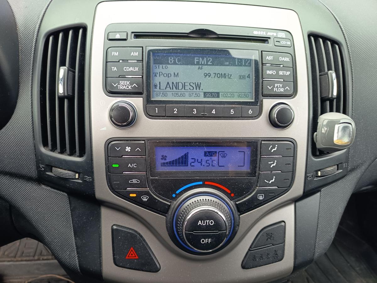 Hyundai I30 original Heizungsbet&auml;tigung Klimaautomatik Baujahr 2010