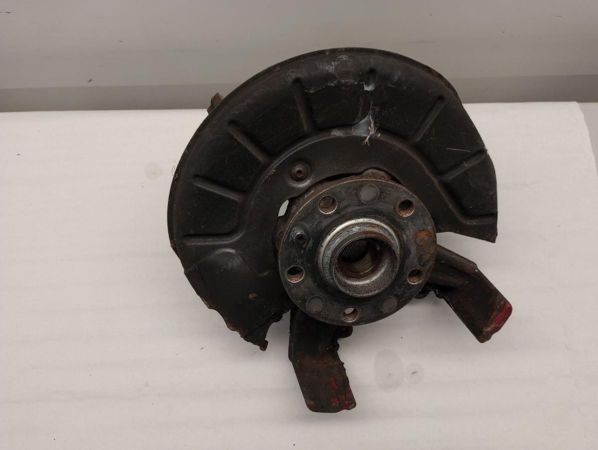 VW Golf VI original Achsschenkel rechts vorne 1.6l 77kW Diesel Baujahr 2010