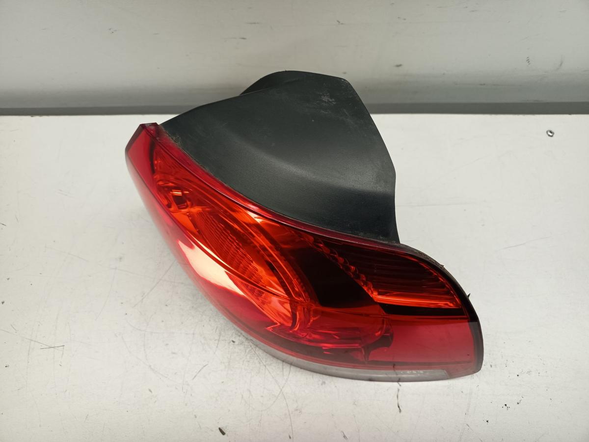 Golf VI Bj 2009 original R&uuml;ckleuchte Schlussleuchte Heckleuchte au&szlig;en rechts