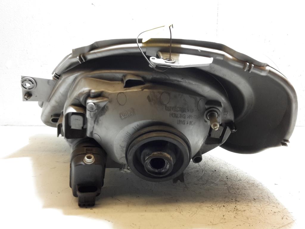 Renault Trafic 2 BJ 2006 Scheinwerfer vorn rechts 01-06 Lampe 7700311372 91165720