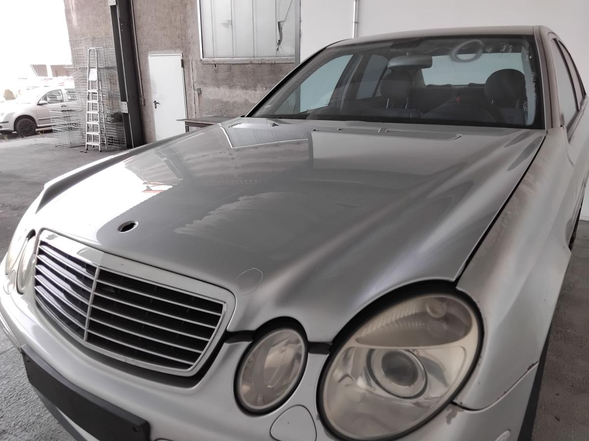 Mercedes E-Klasse 211 original Motorhaube Deckel vorn 744 brillantsilber BJ2004