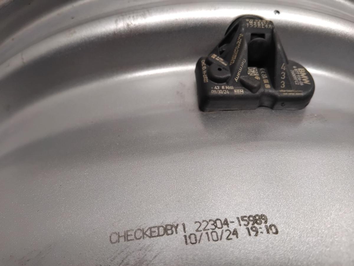 BMW 2er U06 original Alufelge 7Jx16H2 ET41 36116888838 mit Kratzern Bj.2022