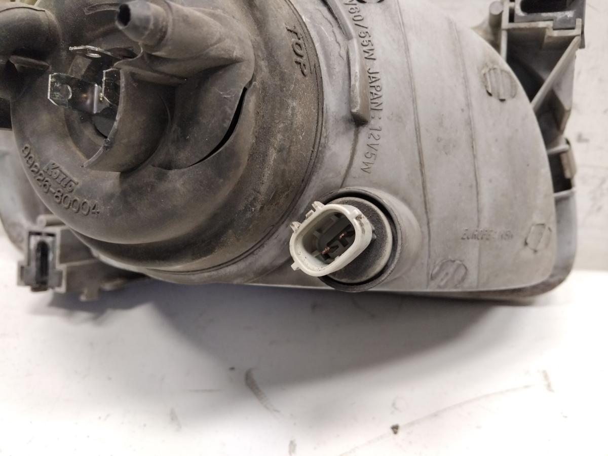 Toyota Starlet P9 original Scheinwerfer vorn links Halogen f&uuml;r LWR BJ1998