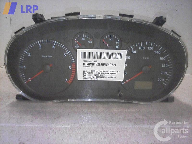 Seat Ibiza 2 6K Tacho Kombiinstrument 110008924020 VDO BJ2000