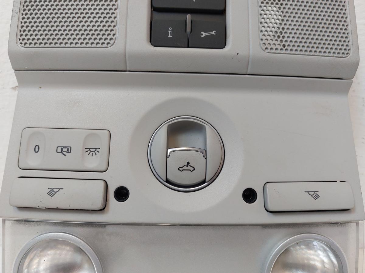 VW Passat CC Innenleuchte vorn Leselampe Innenraumleuchte Scheibedach SOS Taste