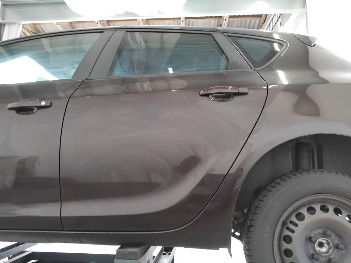 Opel Astra J T&uuml;r hinten links mahagonibraun Z41C 5-t&uuml;rig Flie&szlig;heck BJ2012