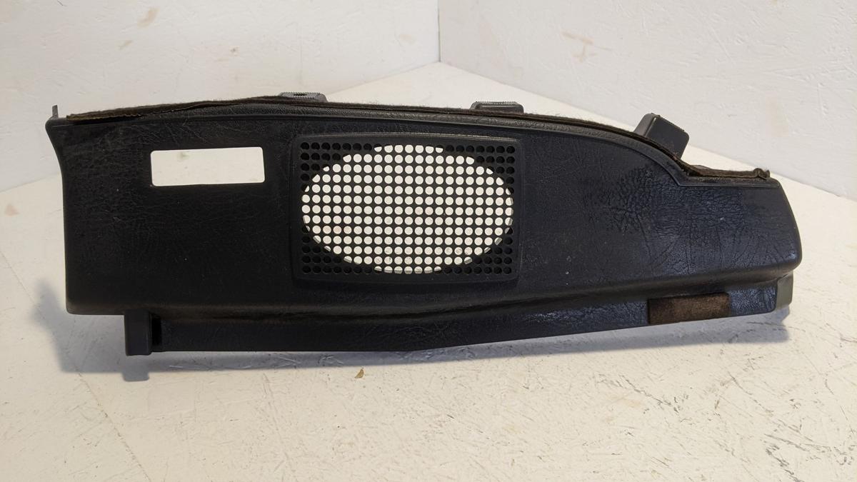 Halter Auflage Hutablage rechts Verkleidung Kofferraum VW Golf 2 GT Special