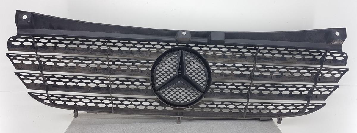 Mercedes Vito 639 Kühlergrill A6398800185 Bj2005 Modell bis 2010