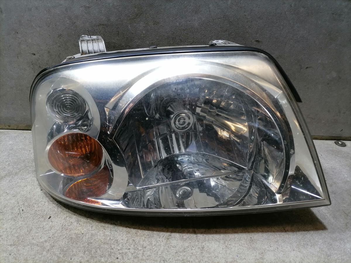 Hyundai Atos original Scheinwerfer rechts Halogen mit LWR oberhalb leicht vergilbt Bj.2007