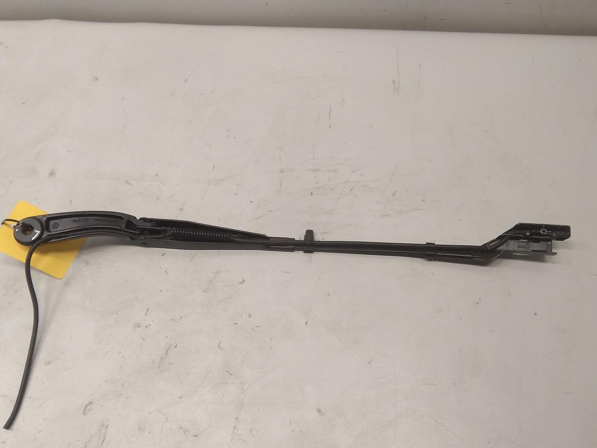 Tesla Model Y original Wischerarm vorn links 1628230-00-A BJ2021