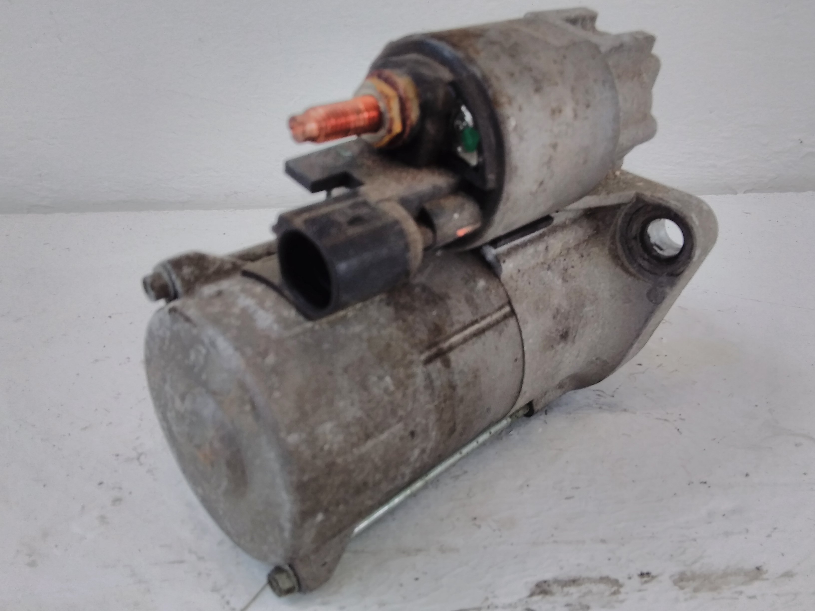 VW Polo 9N1 9N Anlasser Starter 5 Gang 02Z911023A