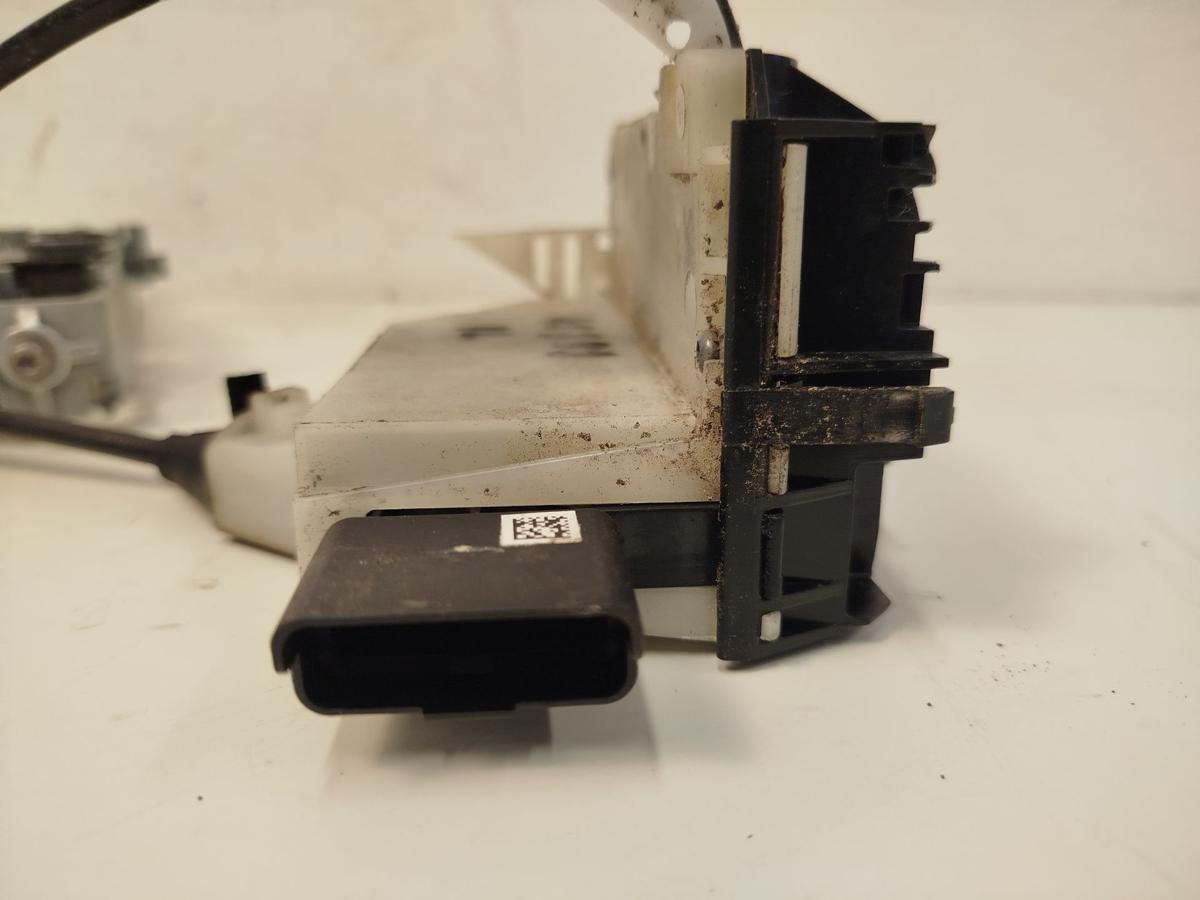 Peugeot 2008 I CU ab16 T&uuml;rschloss vorn links mit Tr&auml;ger T&uuml;rgriff Fahrert&uuml;r OEM