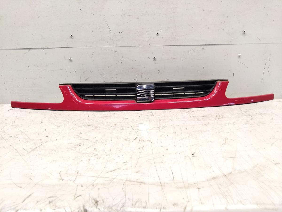 Seat Arosa 6H original K&uuml;hlergrill mit Frontblende tornadorot LY3D Bj.1999
