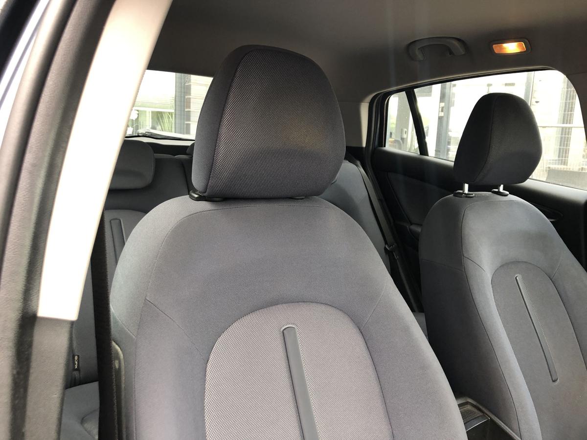 Fiat Bravo 198 Sitz vorn rechts Beifahrersitz Stoff mit Muster ohne Heizung
