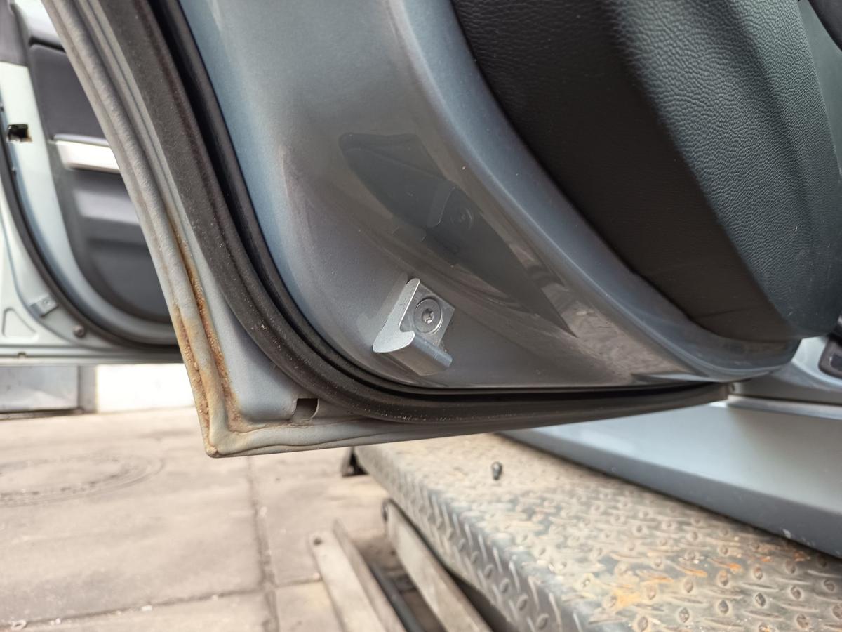 BMW E91 Touring original T&uuml;r hinten links Fond A34 Arktis vor LCI Bj 2006