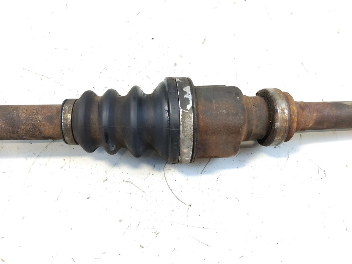 Peugeot 206 orig.Antriebswelle Gelenkwelle vorn rechts 1.4 55kw mit ABS BJ2005