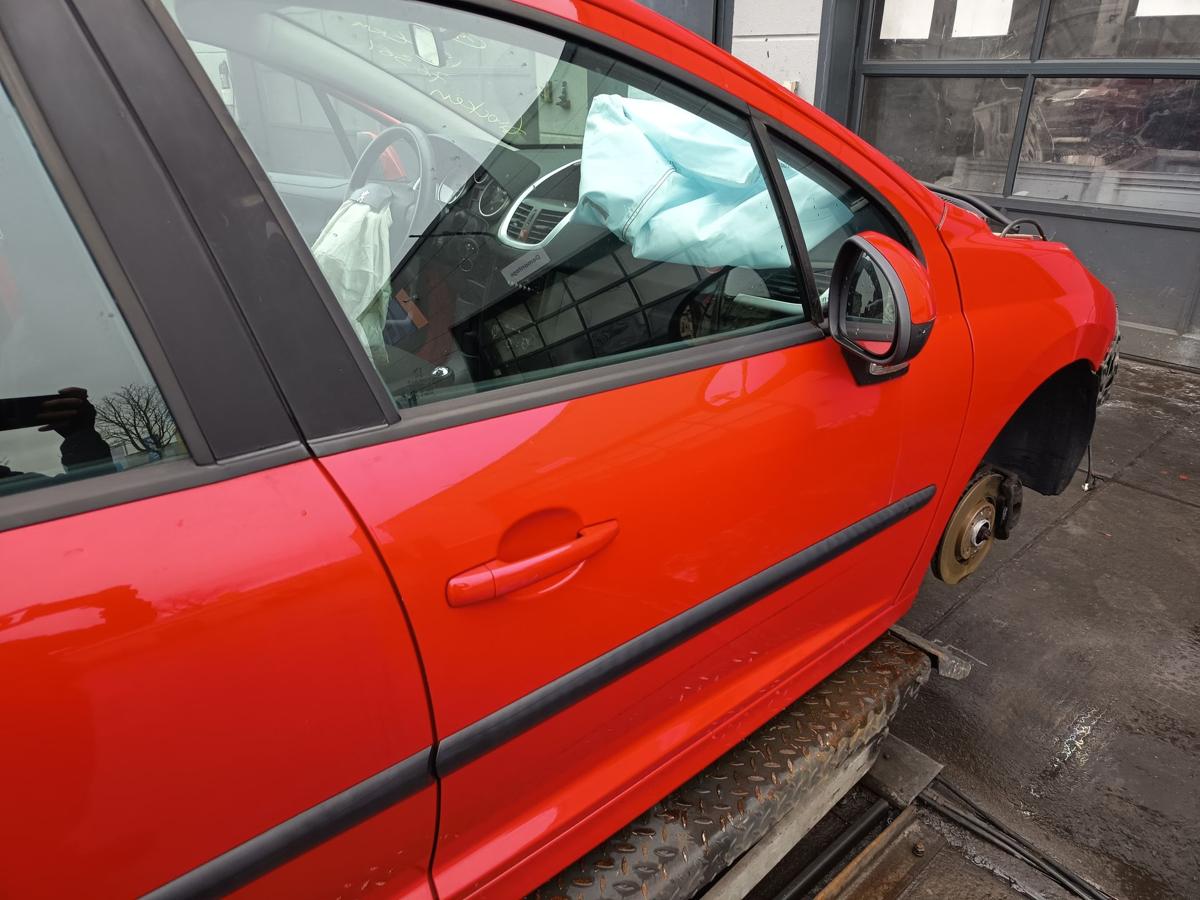 Peugeot 207 original T&uuml;r vorn rechts Beifahrer 5t&uuml;rer KKN Nevadarot Bj 2010