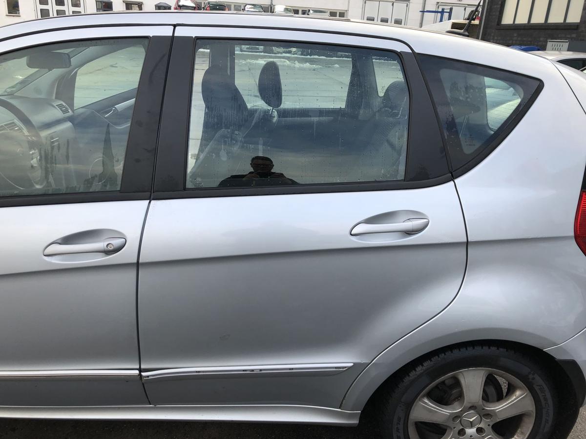 Mercedes A Klasse W169 T&uuml;r hinten links Fondt&uuml;r Polarsilber Rohbau