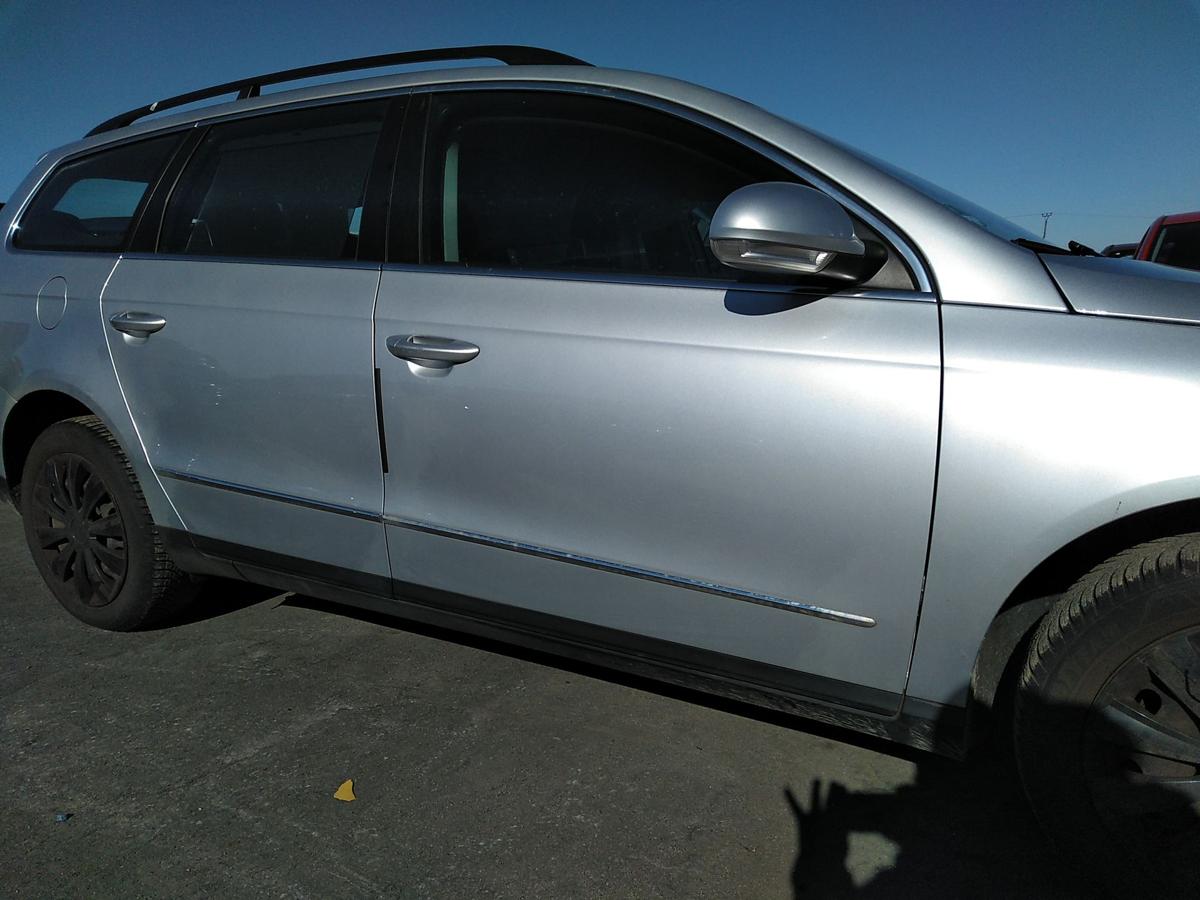 VW Passat 3C B6 T&uuml;r vorn rechts Beifahrert&uuml;r reflexsilbermetallic LA7W Bj.2010