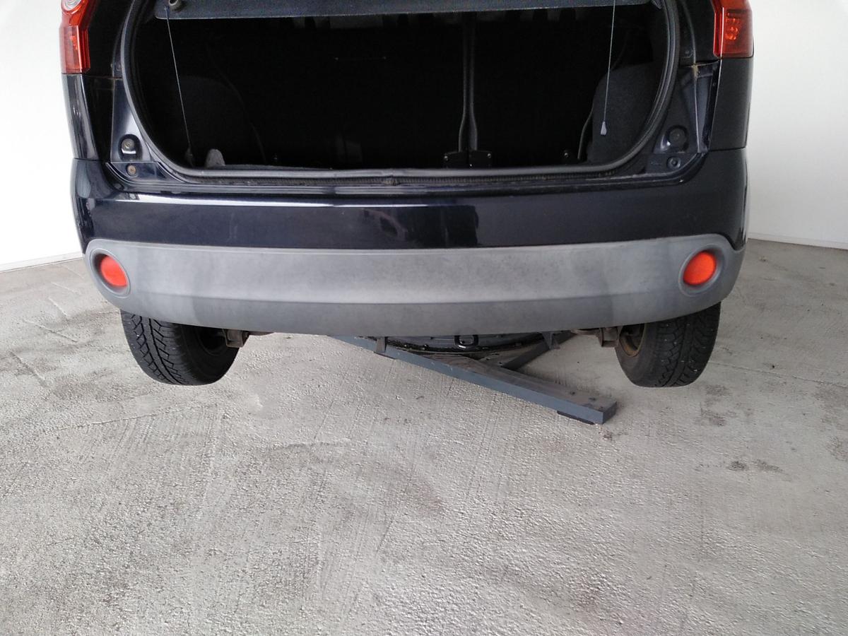 Ford Fiesta JD JH Facelift Sto&szlig;f&auml;nger Sto&szlig;stange hinten dunkelblau Bj.2006