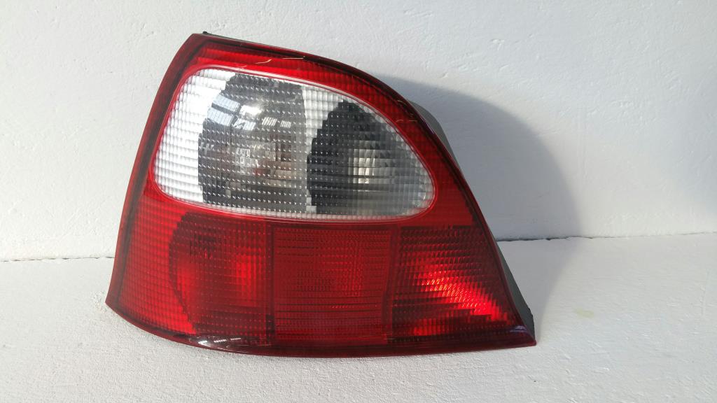 Facelift Rücklicht Rückleuchte links Schlusslicht MG Rover ZR 25