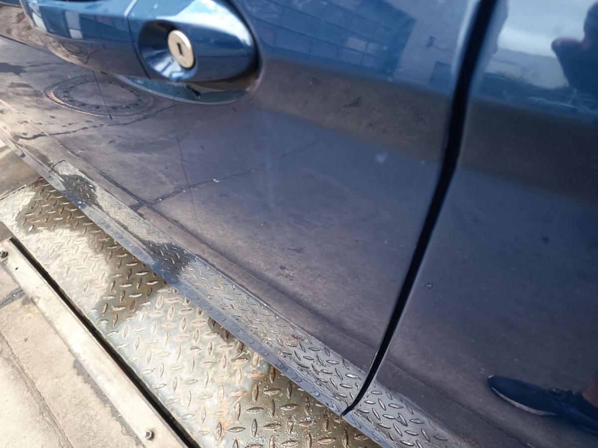 Ford Fiesta Mk7 original T&uuml;r links Fahrer Blazer blau Rohbau Bj 2013