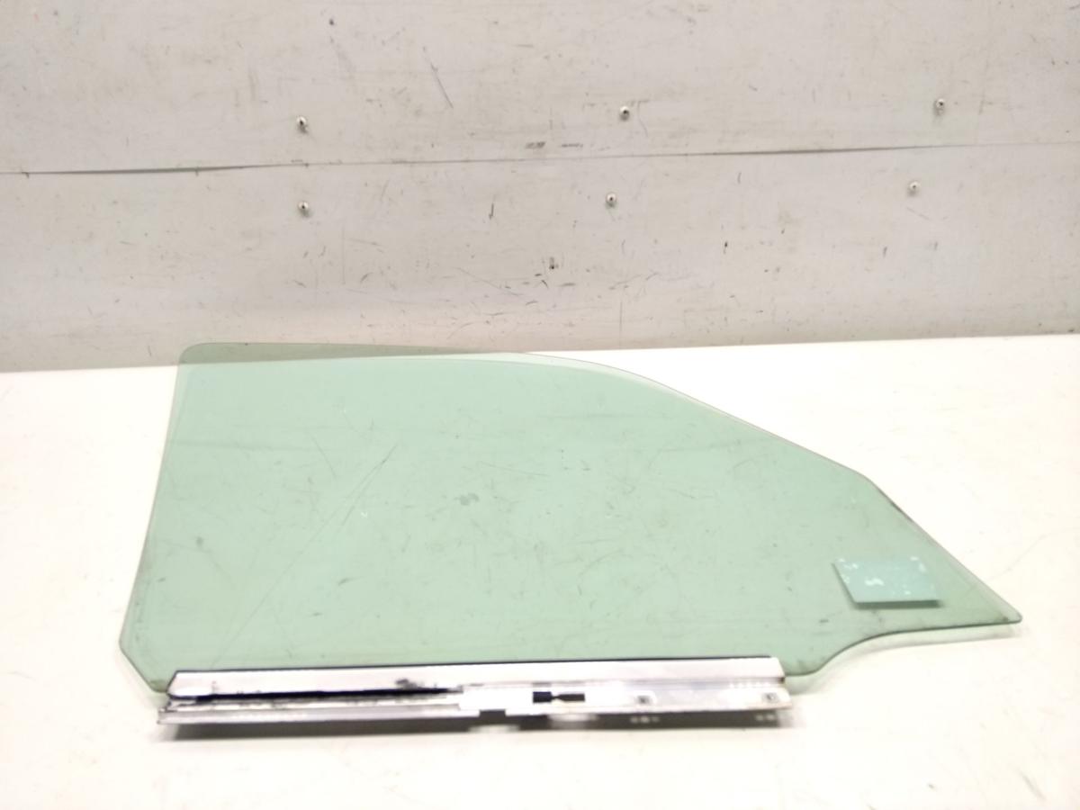 Opel Meriva A Türscheibe vorn links grüncolor Bj.2003