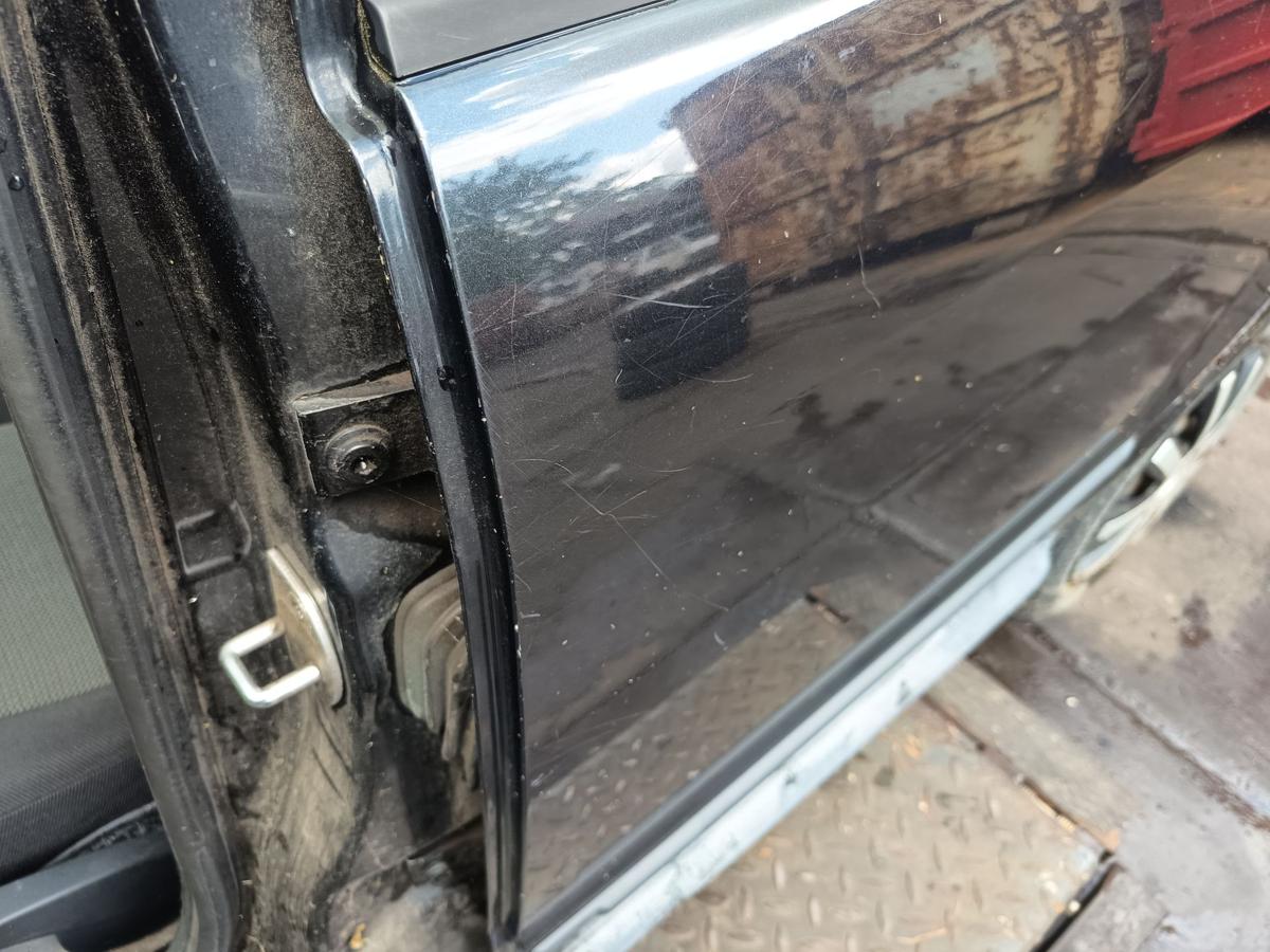 Skoda Fabia 6Y Combi original T&uuml;r hinten links Fond F9R Black Magic Bj 2004