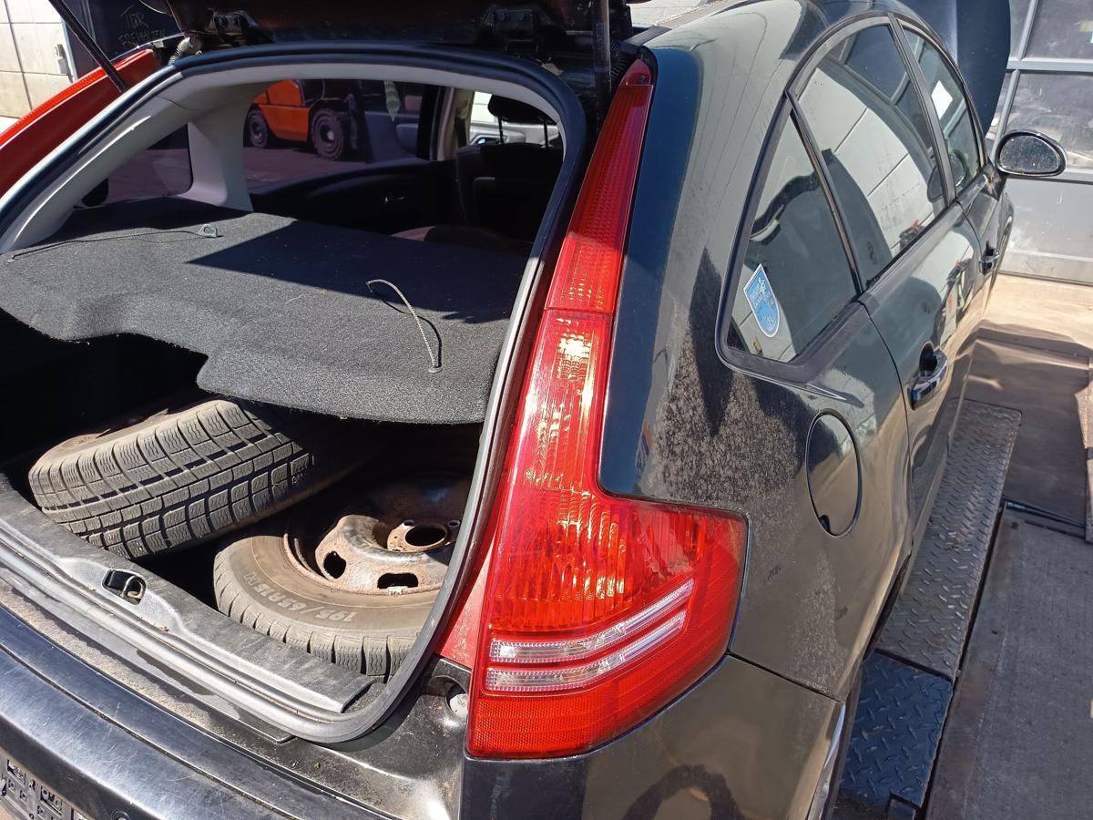 Citroen C4 5t&uuml;rig original R&uuml;ckleuchte rechts Heck Schluss Licht Bj 2009