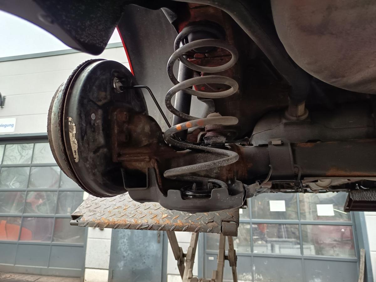 Peugeot 207 original Hinterachse trommelgebremst f&uuml;r 1,4l 70kW Benzin Bj 2010