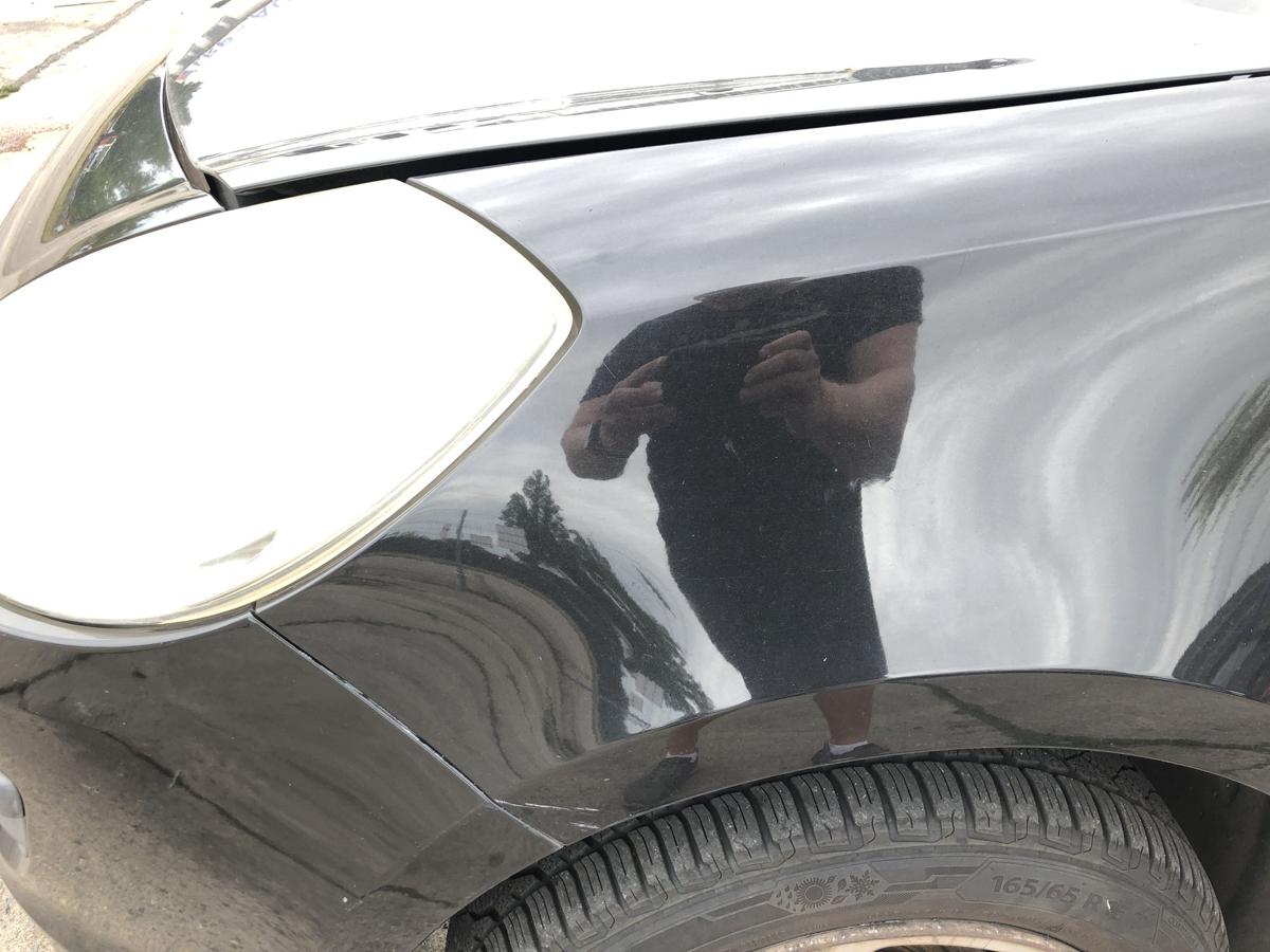Renault Clio 3 III Grandtour Kotf&uuml;gel vorn links Fahrerseite NV676 Noir Nacre
