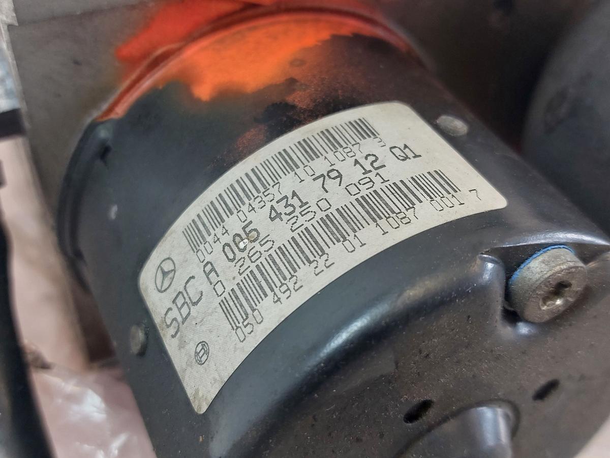 Mercedes E Klasse S211 ABS Hydroaggregat Steuergerät SBC Bastlerware DEFEKT TEXT