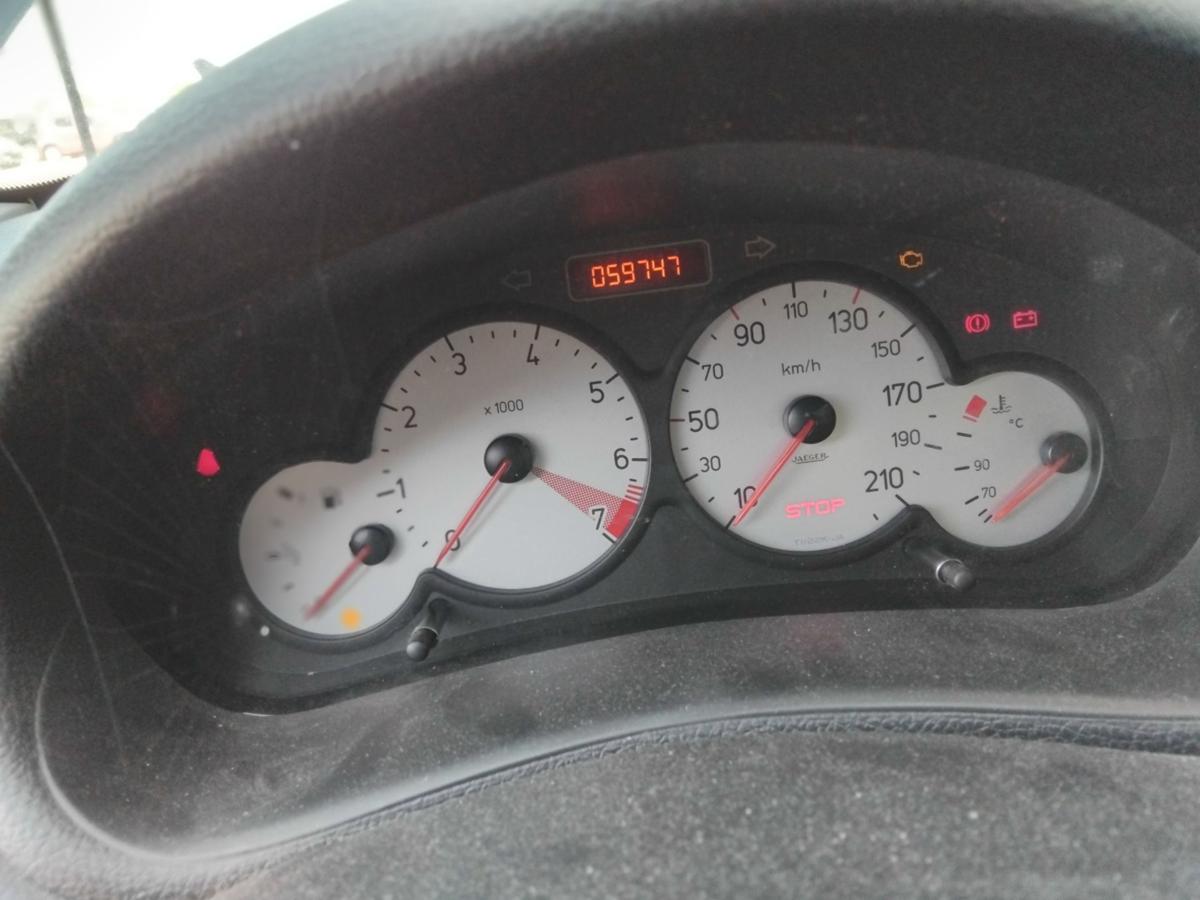 Peugeot 206 Motor Engine KFW 1.4 55kw 59747km BJ2005