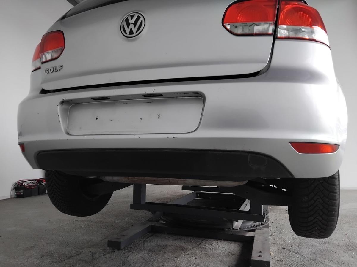 VW Golf 6 Flie&szlig;heck original Sto&szlig;f&auml;nger Sto&szlig;stange hinten BJ2009 LA7W reflexsilbermetallic