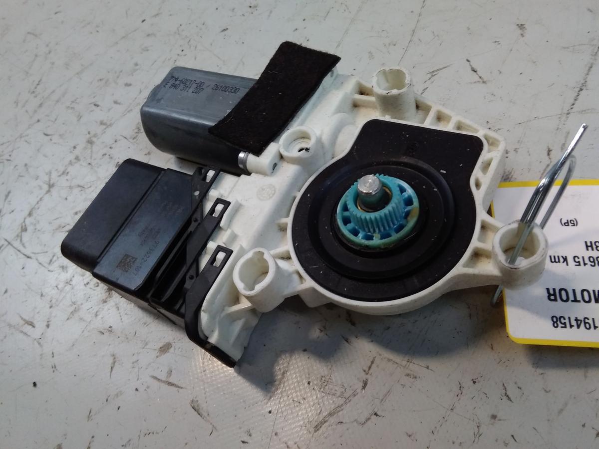 Seat Altea XL 5P original Fensterhebermotor hinten rechts 1K0959704AE BJ2011