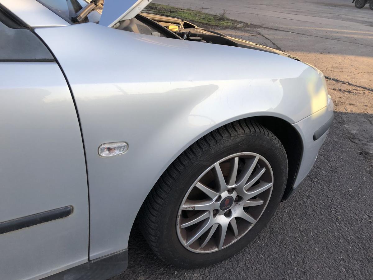 Saab 9-3 Typ YS3F Kotfl&uuml;gel rechts Fender silber Radabdeckung