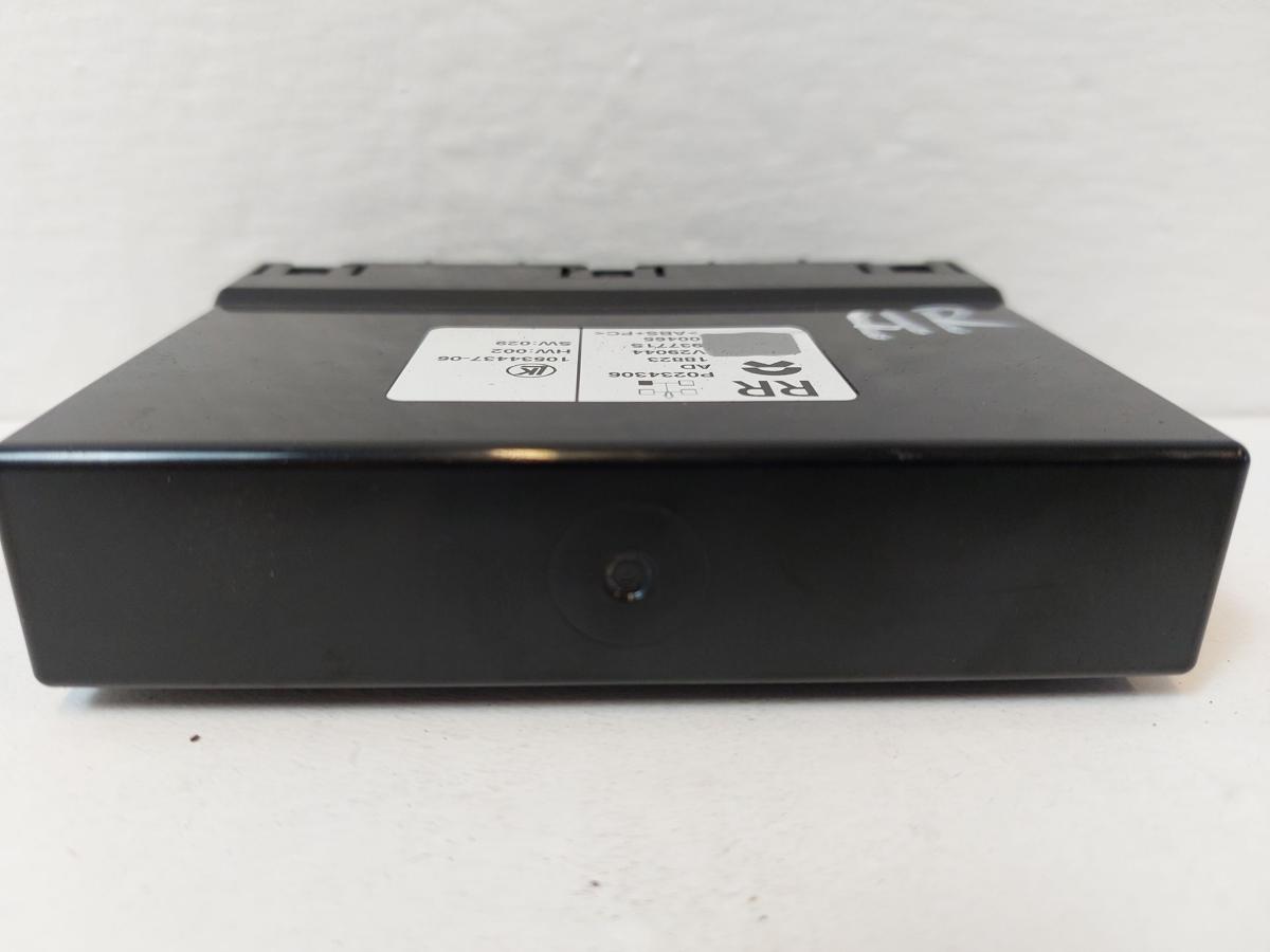 NIO EL6 Elektro SUV T&uuml;rsteuerger&auml;t hinten rechts Steuerteil Fondt&uuml;r